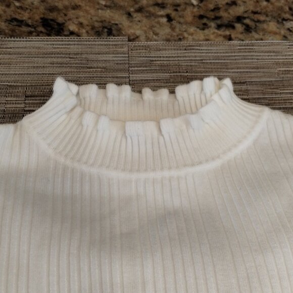 Sioni Milano Ribbed Lace Long Sleeve Mockneck Top Eggshell Size M NWT - Picture 5 of 12